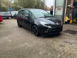 Karbonschw graphitschw midnigh Gebraucht 2015 Opel Zafira Tourer Edition Van / Kleinbus | 9.980 € (Etwas zu teuer)