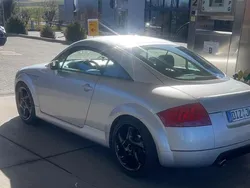 Silber Gebraucht 1998 Audi TT Design Coupé | 10.000 €