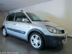 Platingrau Gebraucht 2008 Renault Scénic II Van / Kleinbus | 5.590 €