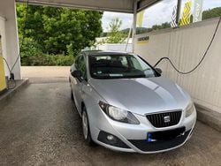 Silber Gebraucht 2011 Seat Ibiza ST Reference Kombi | 3.900 € (Guter Preis)