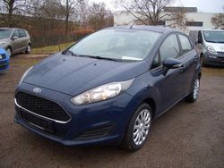 Blau Gebraucht 2016 Ford Fiesta Trend Kleinwagen | 5.900 € (Superpreis)