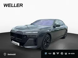 Dravitgrau (grau) Gebraucht 2024 BMW 740 Comfort Edition Limousine | 107.990 €