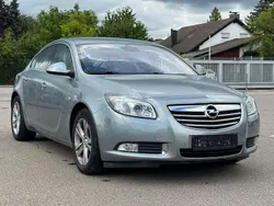 Silber Gebraucht 2012 Opel Insignia Edition Limousine | 8.990 € (Teuer)