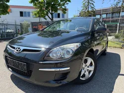 Schwarz Gebraucht 2010 Hyundai i30 Classic Kombi | 1.990 € (Superpreis)