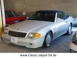 Weiß Gebraucht 1991 Mercedes SL300 Cabrio | 25.990 €