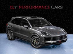 Grau Gebraucht 2022 Porsche Cayenne SUV | 63.665 €