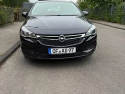 Blau Gebraucht 2017 Opel Astra Edition Limousine | 6.800 € (Fairer Preis)