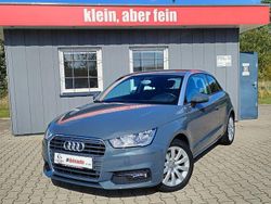 Grau Gebraucht 2015 Audi A1 Ambiente Kleinwagen | 12.950 € (Fairer Preis)