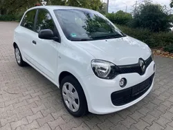 Weiß Gebraucht 2017 Renault Twingo Life Kleinwagen | 5.999 € (Guter Preis)