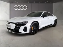 Suzukagrau metallic Gebraucht 2024 Audi e-tron GT quattro Ambiente Limousine | 99.870 €