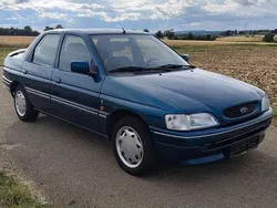 Grün Gebraucht 1993 Ford Escort Ghia Limousine | 5.999 €