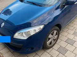 Blau Gebraucht 2010 Renault Mégane III Limousine | 3.250 € (Fairer Preis)
