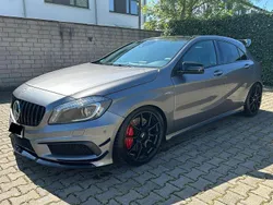 Grau Gebraucht 2015 Mercedes A45 AMG AMG Limousine | 26.500 € (Fairer Preis)