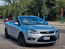 Grau Gebraucht 2008 Ford Focus Cabriolet Titanium Cabrio | 4.450 € (Etwas zu teuer)