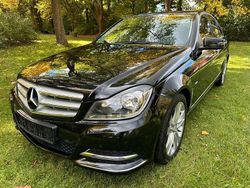 Schwarz Gebraucht 2012 Mercedes C180 Limousine | 10.799 € (Fairer Preis)