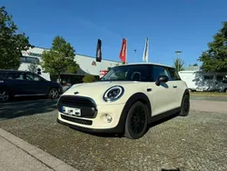 Beige Gebraucht 2017 Mini ONE Kleinwagen | 13.400 € (Fairer Preis)