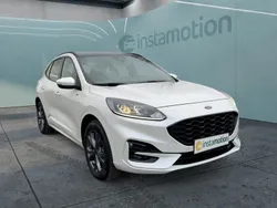 Weiß Gebraucht 2021 Ford Kuga ST-Line SUV | 26.945 € (Fairer Preis)