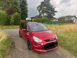 Rot Gebraucht 2014 Ford S-MAX Titanium Van / Kleinbus | 8.999 € (Fairer Preis)