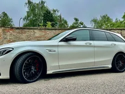 Weiß Gebraucht 2017 Mercedes C63 AMG AMG Limousine | 50.000 € (Fairer Preis)