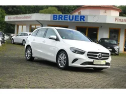 Weiß Gebraucht 2019 Mercedes B250 Progressive Van / Kleinbus | 23.880 € (Fairer Preis)