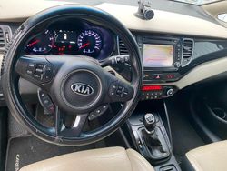 Schwarz Gebraucht 2014 Kia Carens Van / Kleinbus | 7.450 € (Etwas zu teuer)