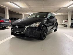 Schwarz Gebraucht 2016 Mazda 2 Center-Line Limousine | 6.990 € (Fairer Preis)