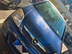 Blau Gebraucht 2006 Opel Meriva Van / Kleinbus | 1.100 € (Fairer Preis)