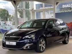 Blau Gebraucht 2014 Peugeot 308 Limousine | 8.990 € (Fairer Preis)