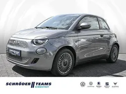 Grau Gebraucht 2021 Fiat 500e Action Limousine | 12.490 €