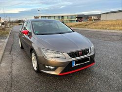 Grau Gebraucht 2016 Seat Leon ST FR Kombi | 9.000 € (Fairer Preis)