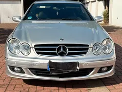 Silber Gebraucht 2005 Mercedes CLK220 Avantgarde Coupé | 6.300 €