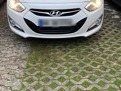 Weiß Gebraucht 2014 Hyundai i40 Limousine | 5.500 € (Guter Preis)