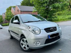 Silber Gebraucht 2009 Kia Picanto 2 Kleinwagen | 2.200 € (Fairer Preis)