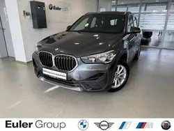 Grau Gebraucht 2022 BMW X1 SUV | 24.288 € (Guter Preis)