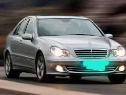 Grau Gebraucht 2004 Mercedes C180 Elegance Limousine | 2.500 € (Fairer Preis)