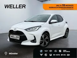 Weiss Gebraucht 2025 Toyota Yaris Hybrid Team Kleinwagen | 22.880 € (Guter Preis)