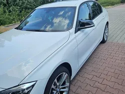 Weiß Gebraucht 2018 BMW 330 Limousine | 21.000 € (Guter Preis)