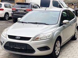 Silber Gebraucht 2009 Ford Focus Style Limousine | 3.000 € (Fairer Preis)