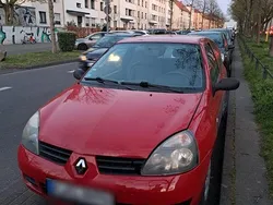Rot Gebraucht 2008 Renault Clio II Authentique Limousine | 1.499 € (Guter Preis)