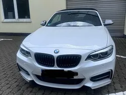 Weiß Gebraucht 2018 BMW M240 M Sport Cabrio | 32.000 €