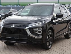 Schwarz Gebraucht 2022 Mitsubishi Eclipse Cross Top SUV | 21.990 € (Guter Preis)