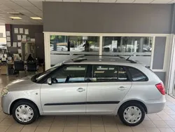 Grau Gebraucht 2009 Skoda Fabia Ambiente Kombi | 3.990 € (Fairer Preis)