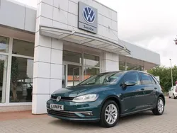 Grün Gebraucht 2017 VW Golf VII Comfortline Limousine | 13.880 € (Fairer Preis)