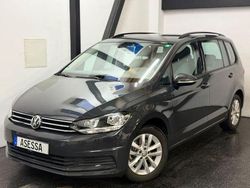 Grau Gebraucht 2018 VW Touran Comfortline Van / Kleinbus | 21.999 € (Fairer Preis)