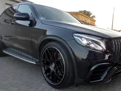 Schwarz Gebraucht 2018 Mercedes GLC300 AMG SUV | 40.000 € (Etwas zu teuer)