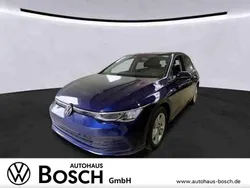 Atlantic blue Gebraucht 2023 VW Golf VIII Life Limousine | 23.850 € (Guter Preis)