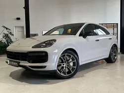 Grau Gebraucht 2020 Porsche Cayenne Turbo SUV | 84.980 € (Fairer Preis)