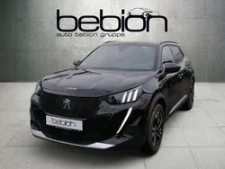 Lackierung schwarz perla nera/ Gebraucht 2022 Peugeot e-2008 GT SUV | 24.480 € (Teuer)