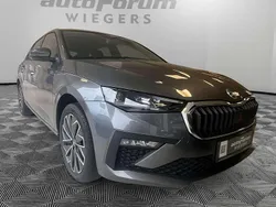 Graphitegrau metallic Gebraucht 2025 Skoda Scala Tour Kleinwagen | 28.700 € (Teuer)