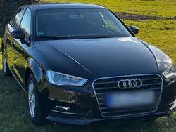 Schwarz Gebraucht 2013 Audi A3 Sportback Ambition Limousine | 11.700 € (Superpreis)